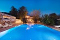 Luxury 5 bedroom with private and secluded swimming pool and gard