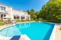 Luxury 3 bedroom villa with private and secluded swimming pool