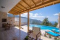 1 bedroom private and secluded honeymoon villa with sea view