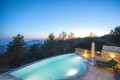 1 bedroom private and secluded honeymoon villa with sea view