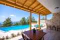 1 bedroom private and secluded honeymoon villa with sea view