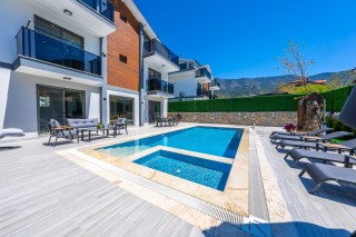 4 bedroom luxury villa in Hisaronu with children’s pool